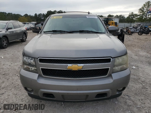2007 Chevrolet Tahoe LT z VIN 1GNFC13087R397781, wystawiony jako Copart lot #80009594 z przebiegiem 262 747 mil mil oraz Szkoda całkowita • Salvage title. Historia ofert i sprzedaży dostępna na DreamBid. Obrazek 5.