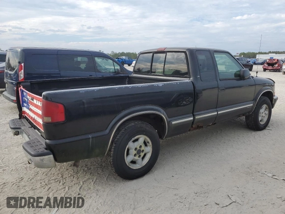 2002 Chevrolet S-10 LS with VIN 1GCDT19W528176049, listed as a Copart auction lot 44187225 with 0 mi miles and Clean Title. Bid and sale history available at carsss.com. Image 3.