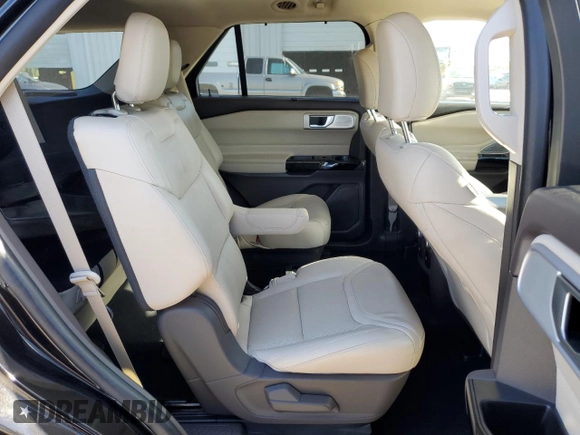 2021 Ford Explorer Platinum с VIN 1FM5K8HC7MGA55826, выставлен на аукционе Copart как лот 52320005 с пробегом 106 117 миль миль и Списание • Salvage title. История ставок и продаж доступна на DreamBid. Изображение 11.