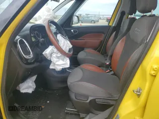 2014 FIAT 500L Trekking with VIN ZFBCFADH3EZ004146, listed as a Copart auction lot 86644234 with Not Provided miles and Salvage Title. Bid and sale history available at DreamBid. Image 7.