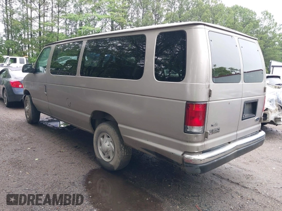 2001 Ford Econoline Passenger XL с VIN 1FBSS31S71HB54782, выставлен на аукционе IAAI как лот 42265547 с пробегом 193 341 миль миль и . История ставок и продаж доступна на DreamBid. Изображение 3.