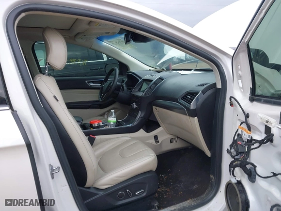 2019 Ford Edge Titanium with VIN 2FMPK3K96KBB68132, listed as a IAAI auction lot 41742275 with 91,339 mi miles. Bid and sale history available at carsss.com. Image 5.