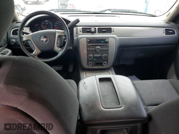 2010 GMC Sierra 1500 SLE z VIN 3GTRKVE33AG293696, wystawiony jako Copart lot #58993025 z przebiegiem 211 496 mil mil oraz Szkoda całkowita • Salvage title. Historia ofert i sprzedaży dostępna na DreamBid. Obrazek 8.