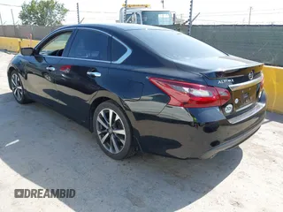 2017 Nissan Altima SV z VIN 1N4AL3AP3HC164982, wystawiony jako IAAI lot #42415869 z przebiegiem 205 081 mil mil oraz . Historia ofert i sprzedaży dostępna na DreamBid. Obrazek 3.