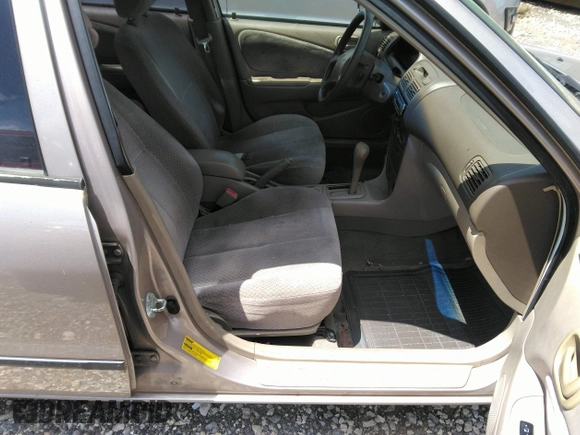1999 Toyota Corolla VE with VIN 1NXBR18EXXZ247853, listed as a IAAI auction lot 42562565 with 204,854 mi miles and . Bid and sale history available at DreamBid. Image 5.