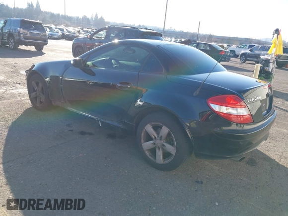 2006 Mercedes-Benz SLK 280 z VIN WDBWK54F66F114895, wystawiony jako IAAI lot #41409991 z przebiegiem 128 962 mil mil oraz . Historia ofert i sprzedaży dostępna na DreamBid. Obrazek 3.