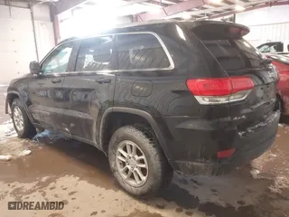 2018 Jeep Grand Cherokee Laredo E with VIN 1C4RJFAG3JC334865, listed as a IAAI auction lot 41599796 with 127,591 mi miles. Bid and sale history available at carsss.com. Image 3.