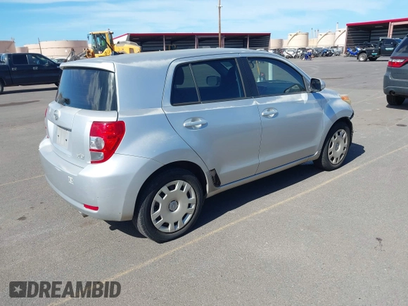 2010 Scion xD z VIN JTKKU4B4XAJ052857, wystawiony jako IAAI lot #42654516 z przebiegiem 86 607 mil mil oraz . Historia ofert i sprzedaży dostępna na DreamBid. Obrazek 4.