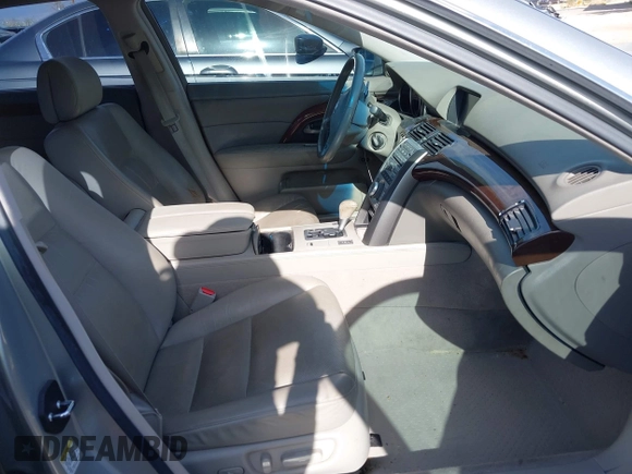 2006 Acura RL with VIN JH4KB16576C007898, listed as a IAAI auction lot 42690972 with 184,655 mi miles and . Bid and sale history available at DreamBid. Image 5.
