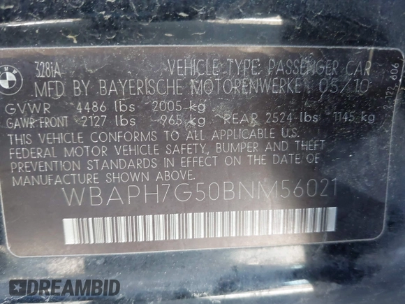 2011 BMW 3 Series 328i with VIN WBAPH7G50BNM56021, listed as a IAAI auction lot 42006563 with 178,919 mi miles. Bid and sale history available at carsss.com. Image 9.