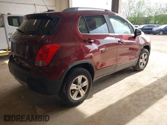 2016 Chevrolet Trax LT with VIN 3GNCJPSB6GL135019, listed as a IAAI auction lot 42212572 with 101,282 mi miles and . Bid and sale history available at DreamBid. Image 4.