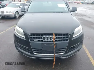 2008 Audi Q7 4.2L Premium with VIN WA1BV74L48D010147, listed as a IAAI auction lot 42063353 with 214,409 mi miles. Bid and sale history available at carsss.com. Image 6.