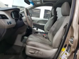 2013 Toyota Sienna XLE AAS с VIN 5TDYK3DC3DS303568, выставлен на аукционе Copart как лот 60126645 с пробегом 63 194 миль миль и Списание • Salvage title. История ставок и продаж доступна на DreamBid. Изображение 7.