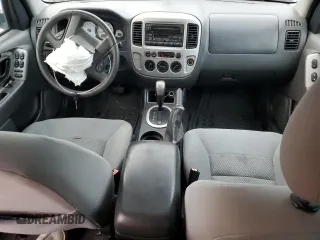 2005 Ford Escape XLT with VIN 1FMYU931X5KD14729, listed as a Copart auction lot 71127464 with 0 mi miles and Salvage Title. Bid and sale history available at carsss.com. Image 8.
