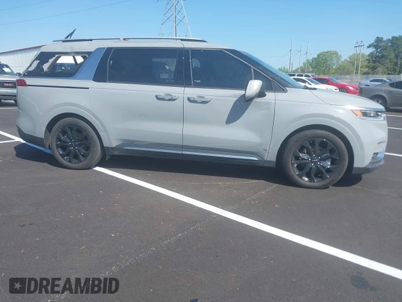 2024 Kia Carnival SX Prestige with VIN KNDNE5H32R6340005, listed as a IAAI auction lot 41984379 with 37,525 mi miles and . Bid and sale history available at DreamBid. Image 12.