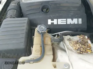 2007 Chrysler 300 C с VIN 2C3LA63HX7H651712, выставлен на аукционе IAAI как лот 43094859 с пробегом 198 895 миль миль и . История ставок и продаж доступна на DreamBid. Изображение 12.