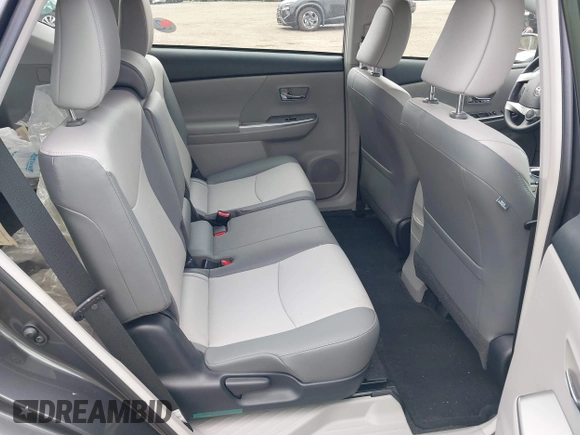 2015 Toyota Prius Two with VIN JTDZN3EU3FJ037486, listed as a IAAI auction lot 42049071 with 18,509 mi miles and . Bid and sale history available at DreamBid. Image 8.