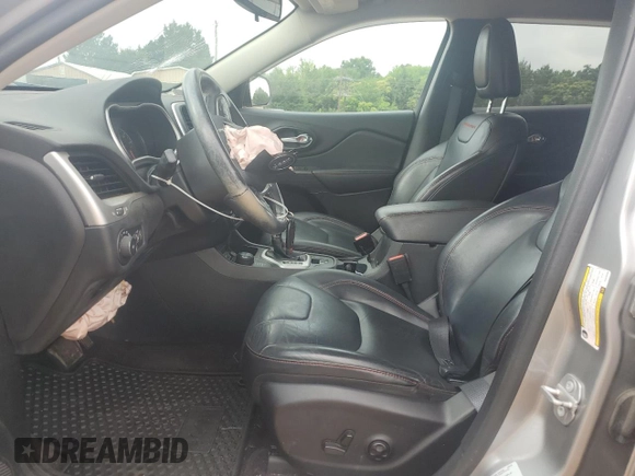 2016 Jeep Cherokee Trailhawk with VIN 1C4PJMBS4GW236966, listed as a Copart auction lot 63190565 with 101,017 mi miles and Salvage title. Bid and sale history available at DreamBid. Image 7.