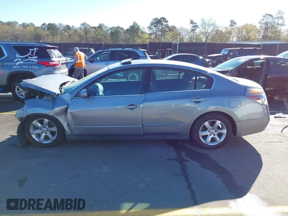 2007 Nissan Altima 2.5 S with VIN 1N4AL21E07N438232, listed as a IAAI auction lot 41859922 with 130,927 mi miles. Bid and sale history available at carsss.com. Image 13.