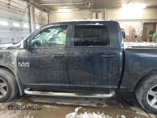 2014 Ram 1500 Express z VIN 1C6RR7KT7ES178021, wystawiony jako IAAI lot #41866157 z przebiegiem 74 301 mil mil oraz . Historia ofert i sprzedaży dostępna na DreamBid. Obrazek 14.