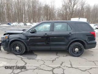 2017 Ford Police Interceptor Utility z VIN 1FM5K8AR6HGE15768, wystawiony jako IAAI lot #41561819 z przebiegiem 176 539 mil mil oraz . Historia ofert i sprzedaży dostępna na DreamBid. Obrazek 15.