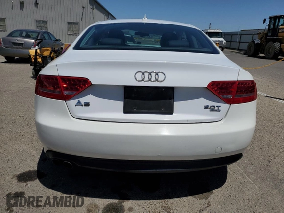 2012 Audi A5 Premium Plus z VIN WAULFAFR0CA024527, wystawiony jako Copart lot #57881905 z przebiegiem 151 689 mil mil oraz Czysty tytuł • Clean title. Historia ofert i sprzedaży dostępna na DreamBid. Obrazek 6.