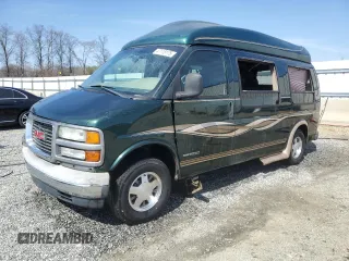 2002 GMC Savana with VIN 1GDFG15R521206037, listed as a Copart auction lot 47118175 with 256,150 mi miles and Salvage Title. Bid and sale history available at carsss.com. Image 1.