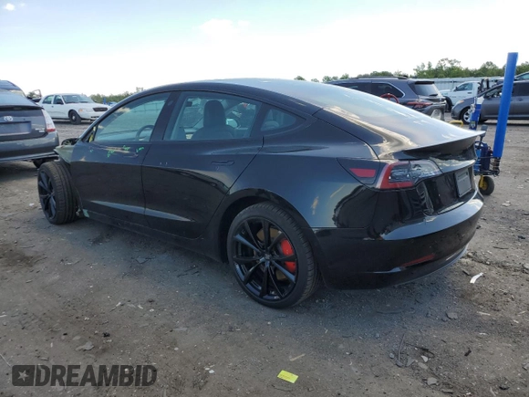 2020 Tesla Model 3 Performance z VIN 5YJ3E1EC8LF646755, wystawiony jako Copart lot #57224755 z przebiegiem 38 556 mil mil oraz Szkoda całkowita • Salvage title. Historia ofert i sprzedaży dostępna na DreamBid. Obrazek 2.