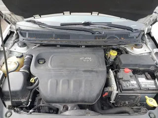 2013 Dodge Dart SXT with VIN 1C3CDFBA4DD344847, listed as a IAAI auction lot 40438365 with 277,148 mi miles. Bid and sale history available at carsss.com. Image 10.