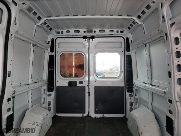 2020 Ram ProMaster Cargo Van with VIN 3C6TRVBG5LE106408, listed as a Copart auction lot 75906594 with 39,607 mi miles and Salvage Title. Bid and sale history available at carsss.com. Image 10.