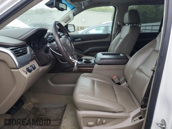 2017 Chevrolet Tahoe LT z VIN 1GNSKBKC5HR306034, wystawiony jako Copart lot #55788245 z przebiegiem 87 726 mil mil oraz Szkoda całkowita • Salvage title. Historia ofert i sprzedaży dostępna na DreamBid. Obrazek 7.