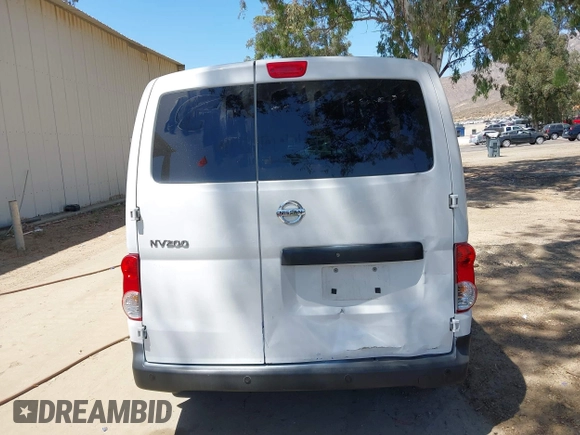 2015 Nissan NV200 SV z VIN 3N6CM0KN2FK690052, wystawiony jako IAAI lot #42438197 z przebiegiem 193 011 mil mil oraz . Historia ofert i sprzedaży dostępna na DreamBid. Obrazek 16.