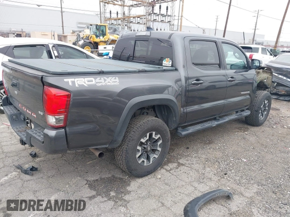2017 Toyota Tacoma SR5 with VIN 3TMCZ5ANXHM100545, listed as a IAAI auction lot 41885721 with 108,565 mi miles. Bid and sale history available at carsss.com. Image 4.