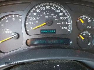 2005 Chevrolet Tahoe Z71 with VIN 1GNEK13T05R176441, listed as a Copart auction lot 67232674 with 211,872 mi miles and Salvage Title. Bid and sale history available at carsss.com. Image 9.