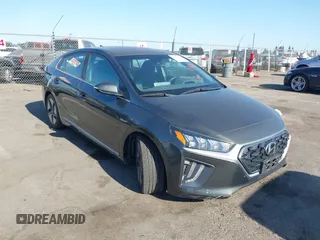 2020 Hyundai Ioniq SEL с VIN KMHC85LC5LU240369, выставлен на аукционе IAAI как лот 42649818 с пробегом 71 145 миль миль и . История ставок и продаж доступна на DreamBid. Изображение 1.