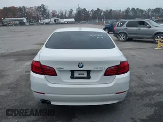 2013 BMW 5 Series 528i xDrive with VIN WBAXH5C59DD108639, listed as a IAAI auction lot 40865516 with 1 mi miles. Bid and sale history available at carsss.com. Image 16.