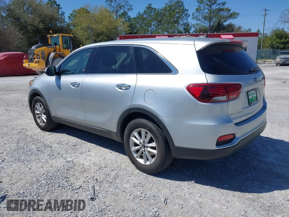2019 Kia Sorento LX V6 with VIN 5XYPGDA59KG482718, listed as a IAAI auction lot 41732720 with 94,610 mi miles. Bid and sale history available at carsss.com. Image 3.