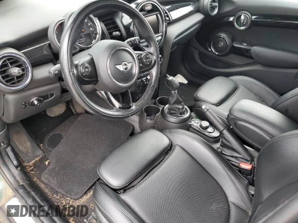 2018 MINI Hardtop 4 Door Cooper with VIN WMWXU1C56J2F79128, listed as a Copart auction lot 60848735 with 35,392 mi miles and Salvage title. Bid and sale history available at DreamBid. Image 8.
