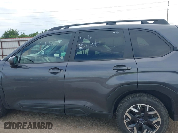 2025 Subaru Forester Premium с VIN JF2SLDDC3SH565991, выставлен на аукционе IAAI как лот 42697615 с пробегом 8 143 миль миль и . История ставок и продаж доступна на DreamBid. Изображение 14.