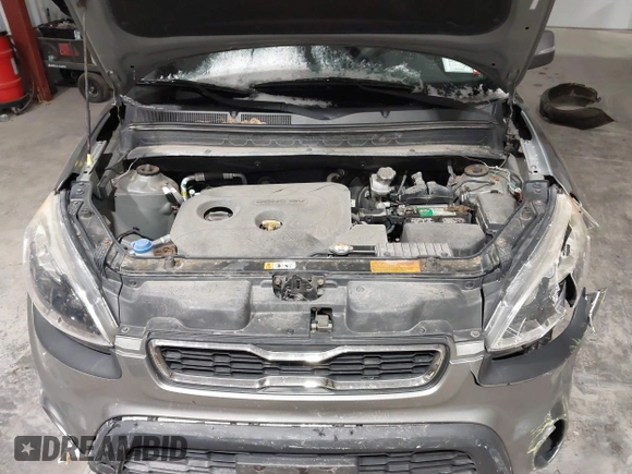 2013 Kia Soul + z VIN KNDJT2A69D7625620, wystawiony jako IAAI lot #41370053 z przebiegiem 70 662 mil mil oraz . Historia ofert i sprzedaży dostępna na DreamBid. Obrazek 10.