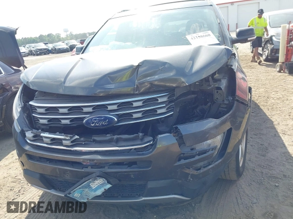 2017 Ford Explorer XLT z VIN 1FM5K8D89HGC44162, wystawiony jako IAAI lot #42158660 z przebiegiem 121 078 mil mil oraz . Historia ofert i sprzedaży dostępna na DreamBid. Obrazek 12.