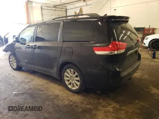 2013 Toyota Sienna XLE with VIN 5TDDK3DC4DS070167, listed as a Copart auction lot 46992565 with Not Provided miles and Salvage Title. Bid and sale history available at DreamBid. Image 2.