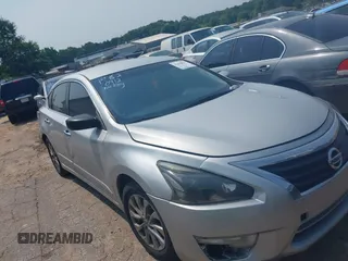 2015 Nissan Altima S z VIN 1N4AL3AP2FN392263, wystawiony jako IAAI lot #42410912 z przebiegiem 254 098 mil mil oraz . Historia ofert i sprzedaży dostępna na DreamBid. Obrazek 1.