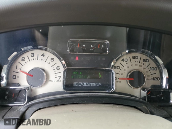 2011 Ford Expedition Max XLT with VIN 1FMJK1J51BEF07148, listed as a Copart auction lot 49863435 with 178,311 mi miles and Salvage title. Bid and sale history available at DreamBid. Image 9.