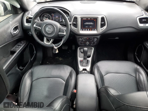 2020 Jeep Compass High Altitude z VIN 3C4NJDCB2LT173758, wystawiony jako Copart lot #50141975 z przebiegiem 52 408 mil mil oraz Szkoda całkowita • Salvage title. Historia ofert i sprzedaży dostępna na DreamBid. Obrazek 8.