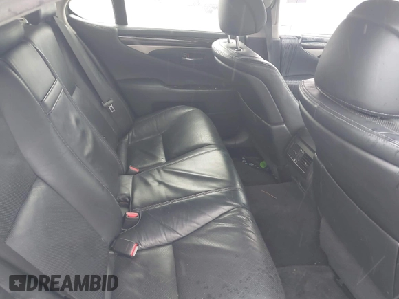 2014 Lexus LS 460 с VIN JTHCL5EF5E5020848, выставлен на аукционе IAAI как лот 42192746 с пробегом 115 766 миль миль и . История ставок и продаж доступна на DreamBid. Изображение 8.