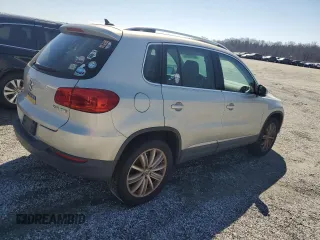 2012 Volkswagen Tiguan LE with VIN WVGAV7AX7CW525273, listed as a Copart auction lot 46176415 with 155,851 mi miles and Clean Title. Bid and sale history available at DreamBid. Image 3.