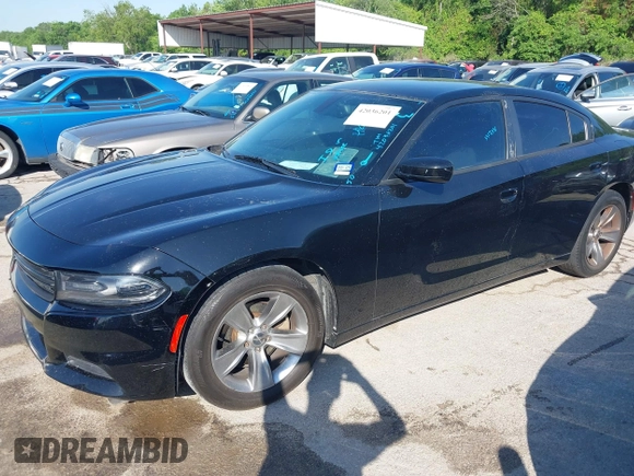 2016 Dodge Charger SXT with VIN 2C3CDXHG8GH354631, listed as a IAAI auction lot 42036201 with 196,344 mi miles and . Bid and sale history available at carsss.com. Image 2.