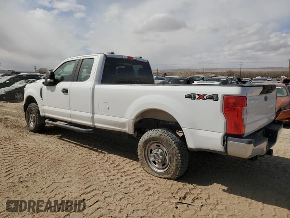 2020 Ford F-250 XL z VIN 1FT7X2B64LEC47102, wystawiony jako Copart lot #46455255 z przebiegiem 138 569 mil mil oraz Czysty tytuł • Clean title. Historia ofert i sprzedaży dostępna na DreamBid. Obrazek 2.