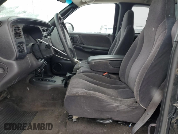 2000 Dodge Dakota SLT with VIN 1B7GG22X1YS504086, listed as a Copart auction lot 44283195 with 137,272 mi miles and Clean Title. Bid and sale history available at DreamBid. Image 7.
